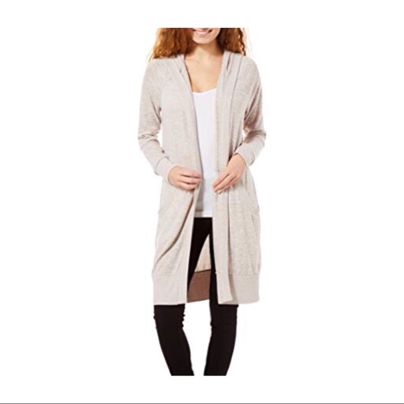 Inspired Hearts | Sweaters | Hooded 